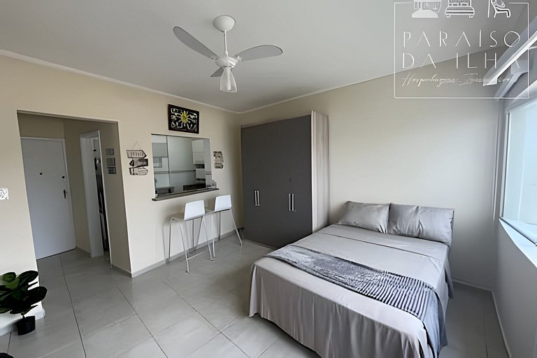 Apartamento Sobre o Mar, Completo, AR e Internet