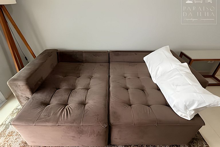 Apartamento Varanda e Churrasqueira Pé na Areia PG