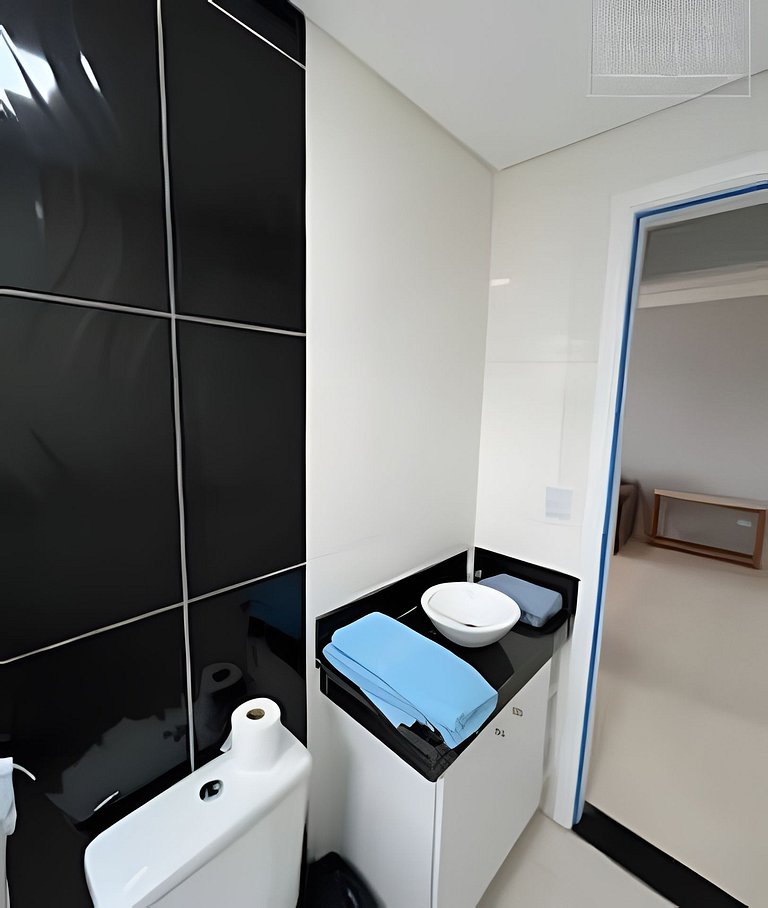 Apartamento Varanda e Churrasqueira Pé na Areia PG