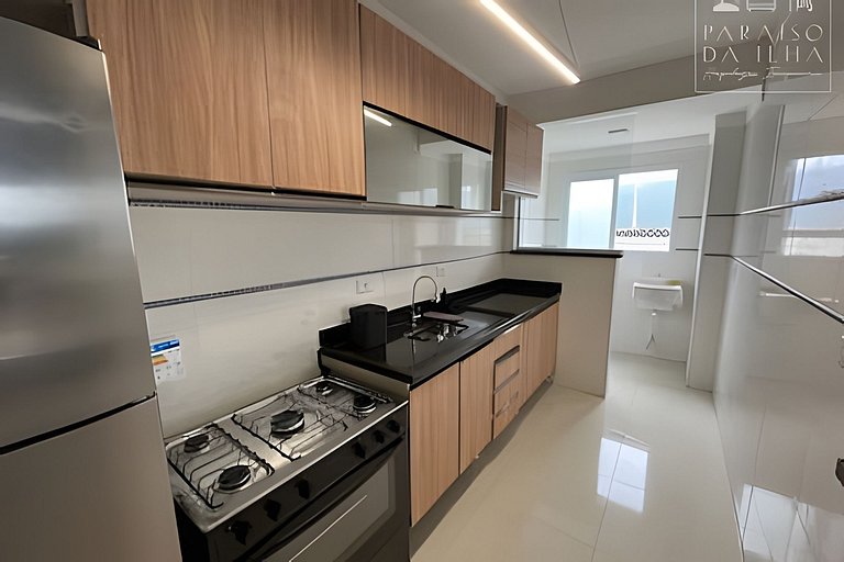 Apartamento Varanda e Churrasqueira Pé na Areia PG