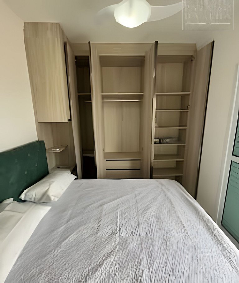 Apartamento Varanda e Churrasqueira Pé na Areia PG