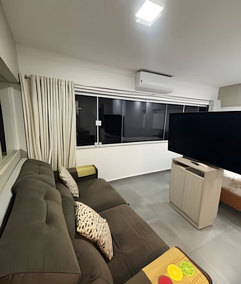 Loft Vista Impressionante, Ar Cond e Vaga Garagem