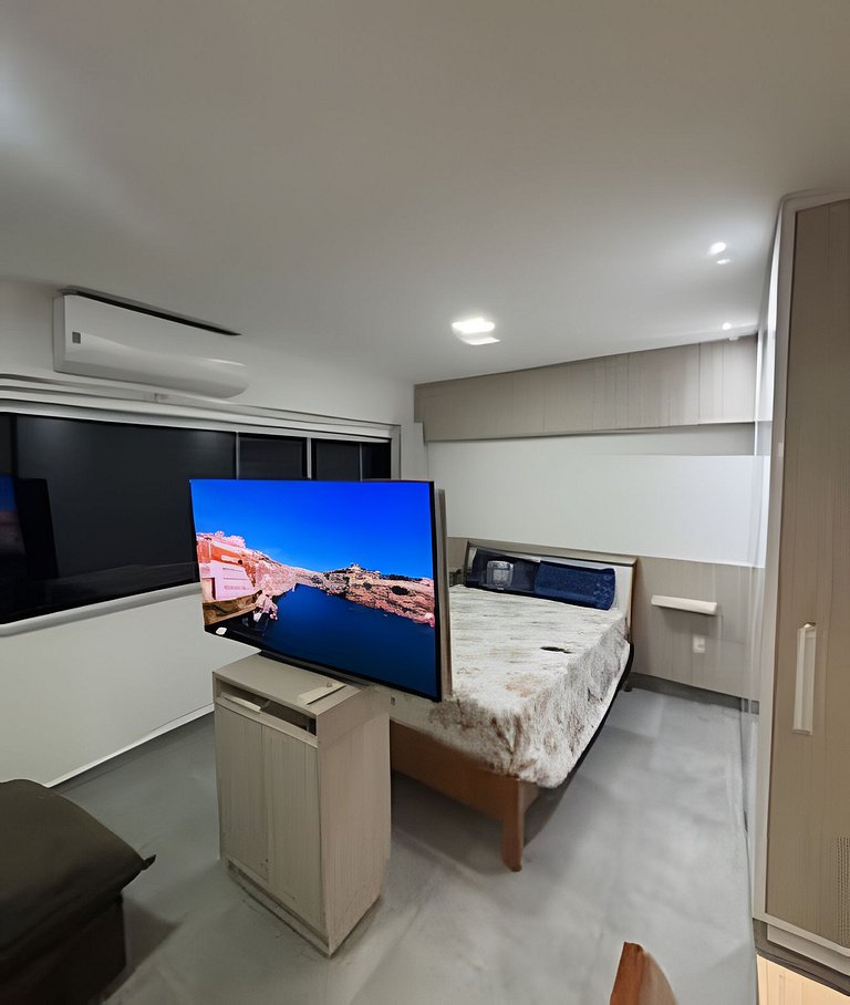 Loft Vista Impressionante, Ar Cond e Vaga Garagem