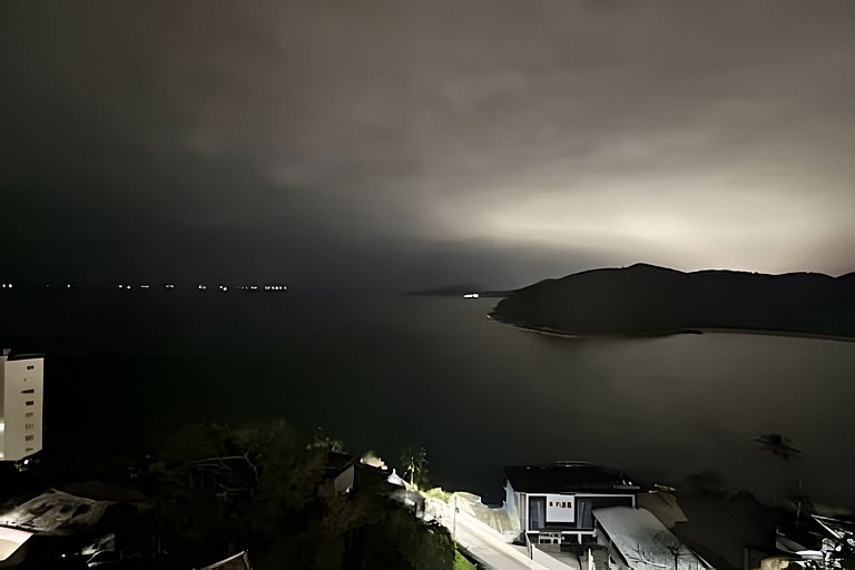 Loft Vista Impressionante, Ar Cond e Vaga Garagem